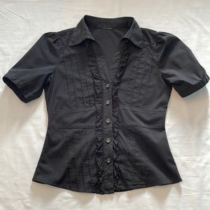 3/$20 Short Sleeved Fitted Blouse